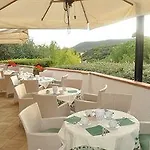 Valle 3* Procchio